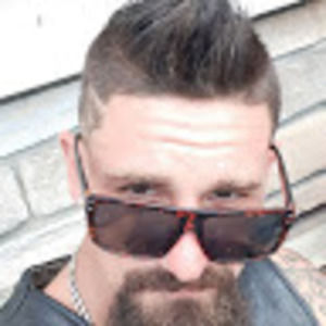 Meet your Posher, Adam